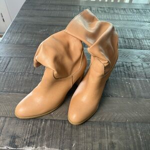 Oasis Society Faux Leather Slouch Booties Tan Camel Size 9